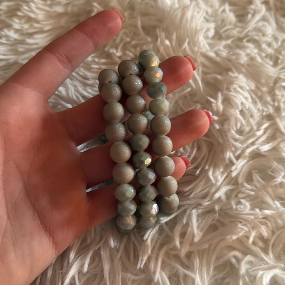 Bracelet bundle!! - Picture 2 of 3